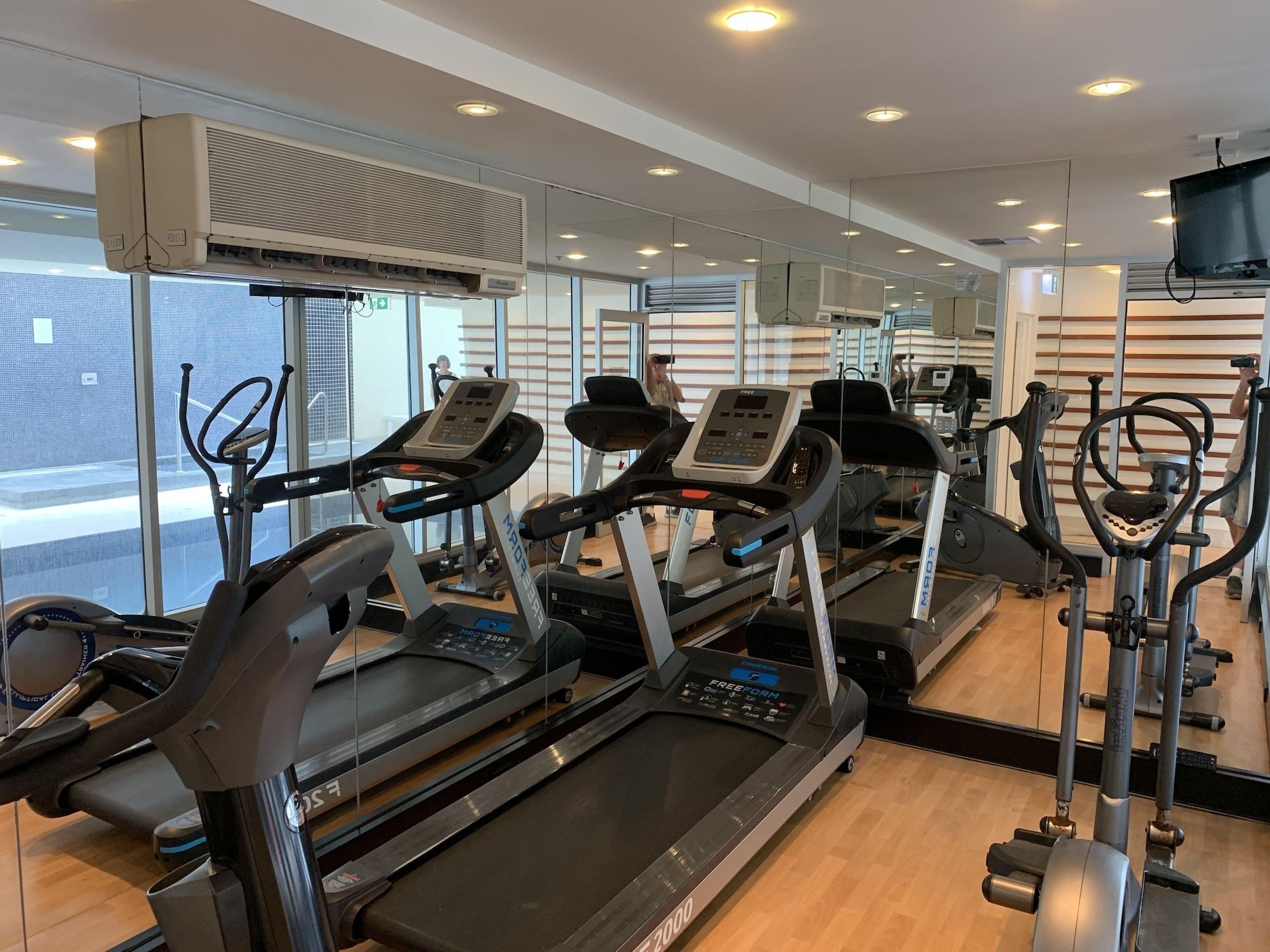 Ensenada Motor Inn And Suites Аделаида Экстерьер фото