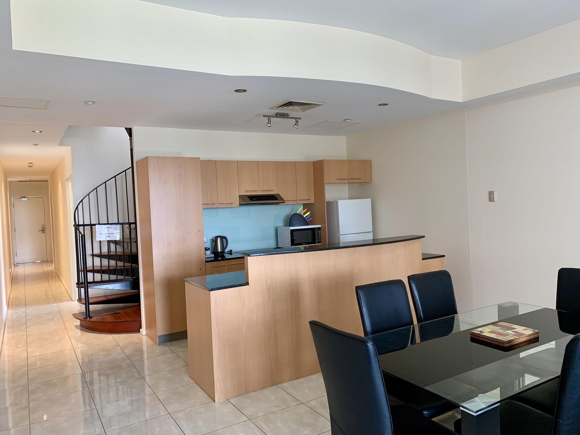 Ensenada Motor Inn And Suites Аделаида Экстерьер фото