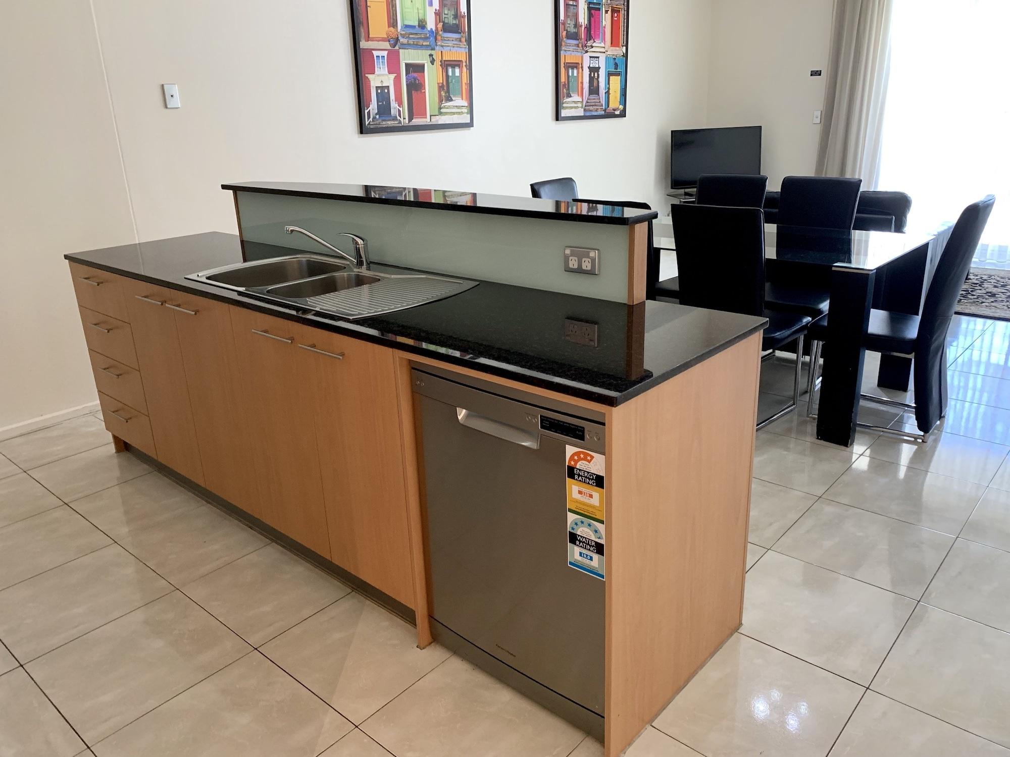 Ensenada Motor Inn And Suites Аделаида Экстерьер фото